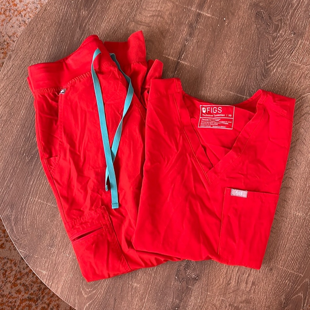 limited edition red figs set size XS